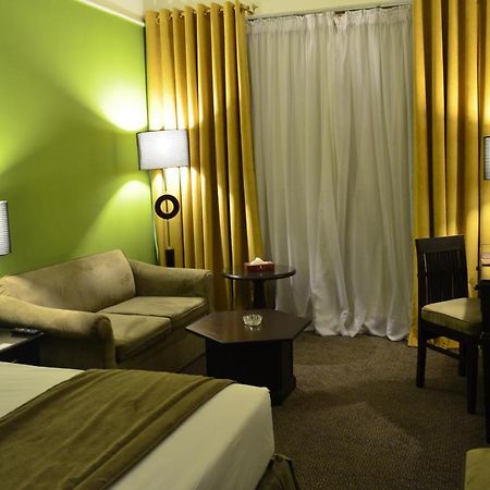 Smart Hotel Lahaur Zewnętrze zdjęcie