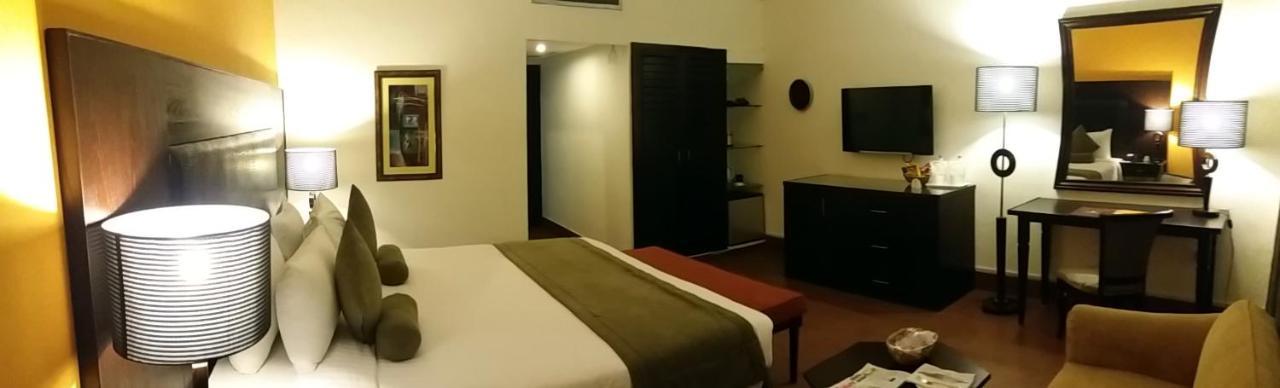 Smart Hotel Lahaur Zewnętrze zdjęcie
