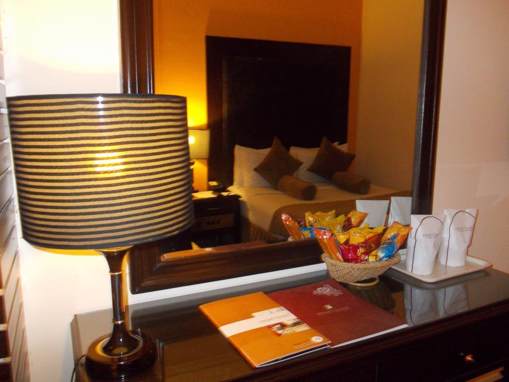 Smart Hotel Lahaur Pokój zdjęcie
