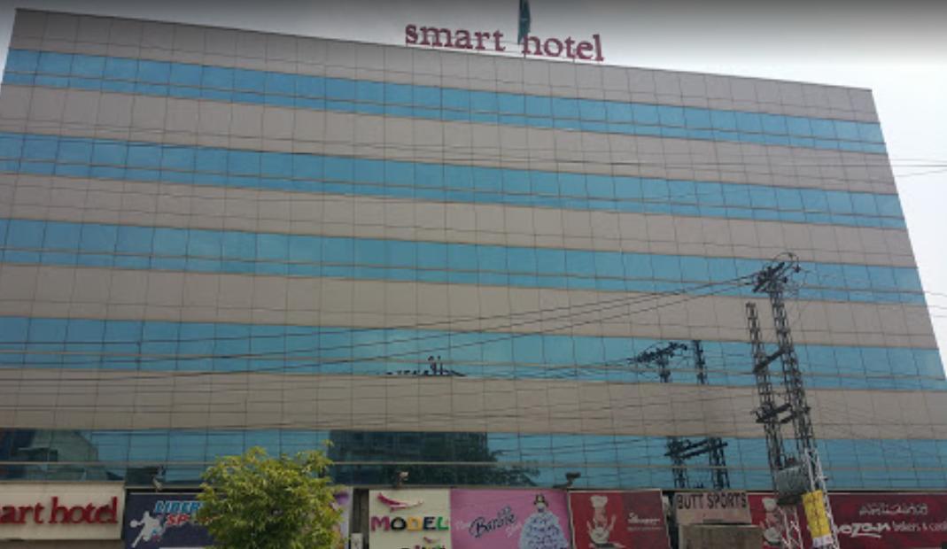 Smart Hotel Lahaur Zewnętrze zdjęcie