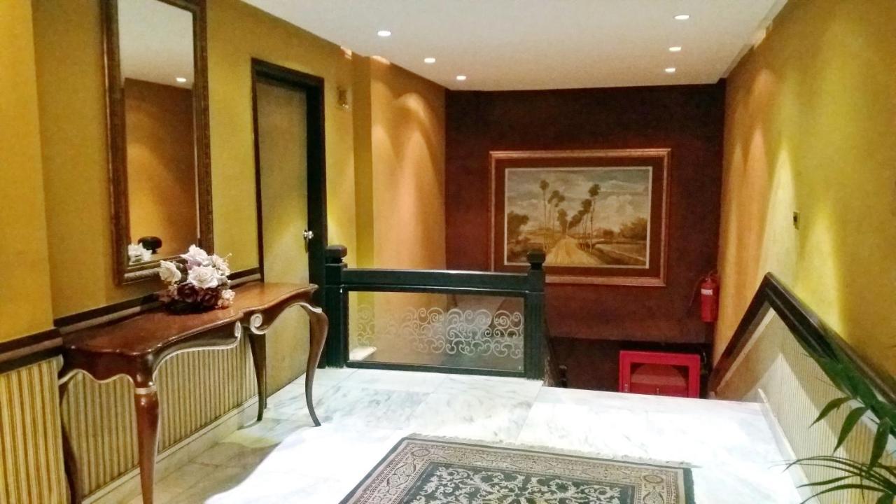 Smart Hotel Lahaur Zewnętrze zdjęcie