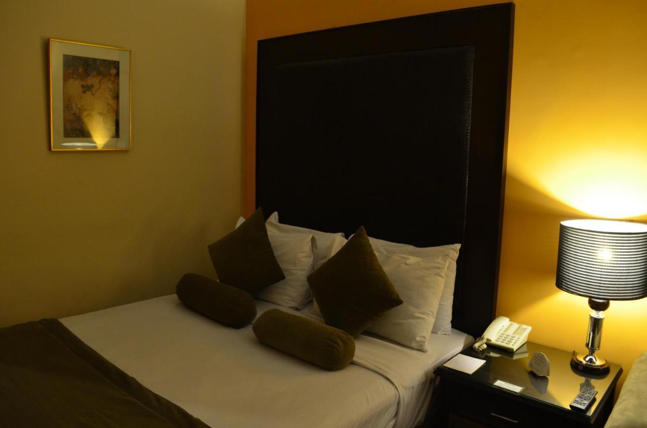 Smart Hotel Lahaur Zewnętrze zdjęcie