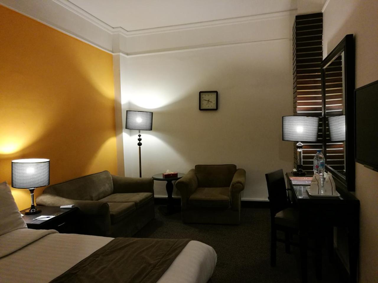 Smart Hotel Lahaur Zewnętrze zdjęcie
